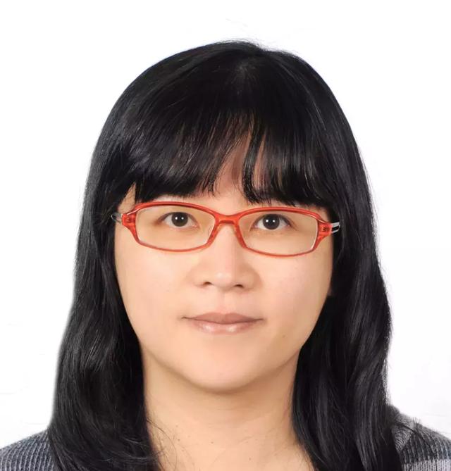 張逸屏<br/>(Chang, Yi-ping)